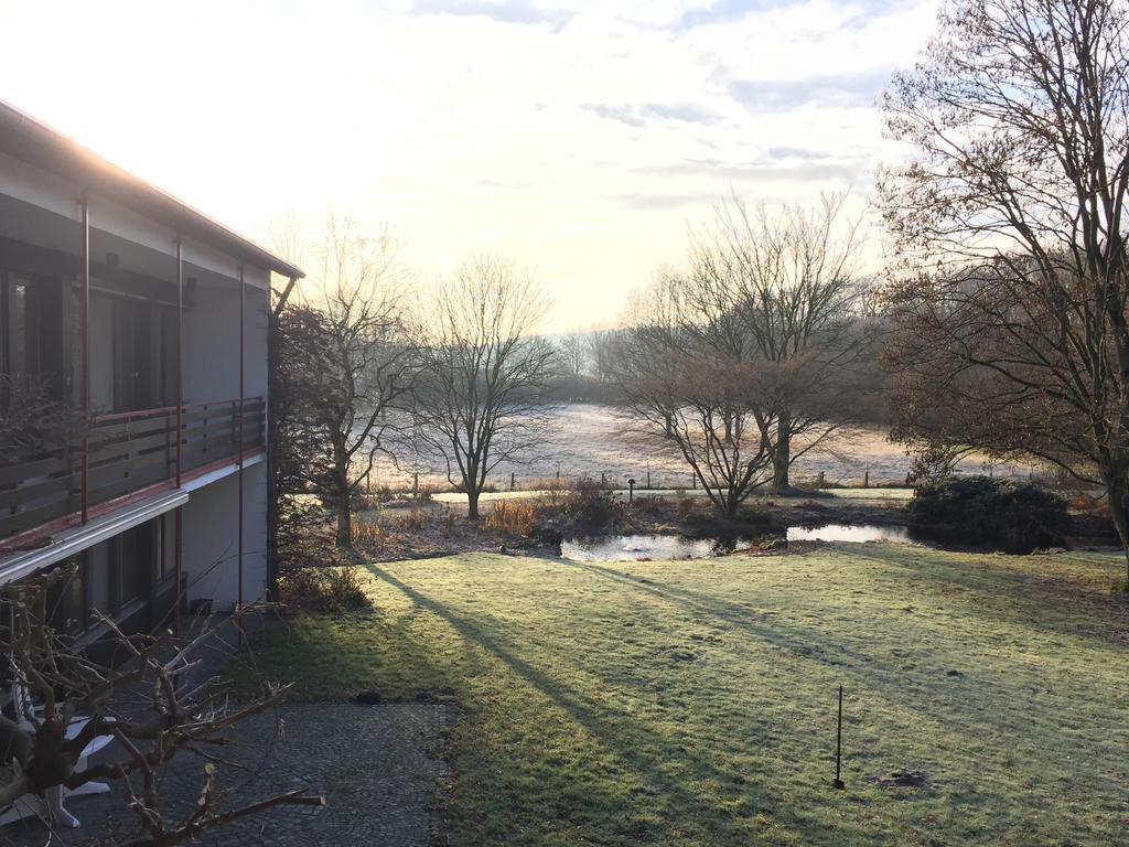 Villa Am Huelser Berg Naehe Duesseldorf Krefeld Bagian luar foto
