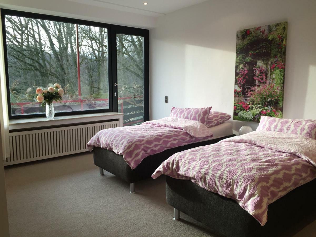 Villa Am Huelser Berg Naehe Duesseldorf Krefeld Bagian luar foto